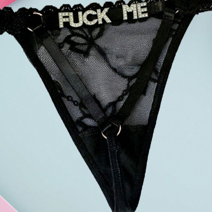 1ピースカスタムセクシースパイスハートレースTバック、カスタムネームセクシーレディース下着、カスタム文字付きセクシーリボンTバック、カスタムレディースセクシー下着、カスタムウェディングシャワーギフト、花嫁の下着、記念日ギフト、バレンタインデーギフト、誕生日ギフト、結婚式