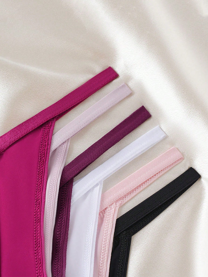 カスタムイニシャルラインストーン装飾中空Tバックパンティー