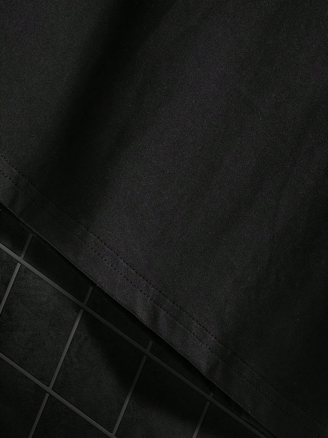 1PCS  Piece Of 100% Pure Cotton T-Shirt With Cartoon Prints. It Is A Fashionable Men's T-Shirt. This Round-Necked Pure Cotton Short-Sleeved T-Shirt Is Suitable For Outdoor Sports And Can Be Worn For Daily And Fashionable Dressing.