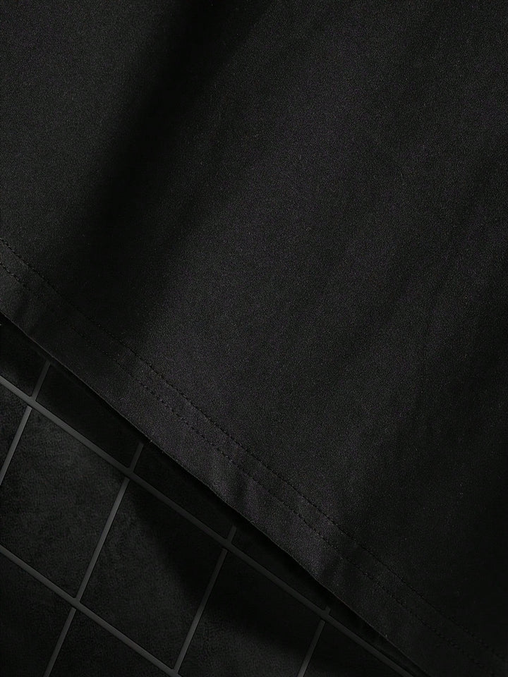 1PCS  Piece Of 100% Pure Cotton T-Shirt With Cartoon Prints. It Is A Fashionable Men's T-Shirt. This Round-Necked Pure Cotton Short-Sleeved T-Shirt Is Suitable For Outdoor Sports And Can Be Worn For Daily And Fashionable Dressing.